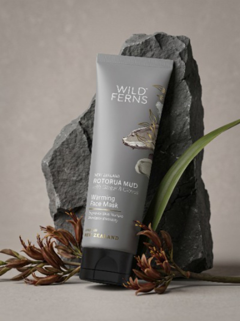 Wild Ferns Rotorua Mud Warming Face Mask 100ml image 0